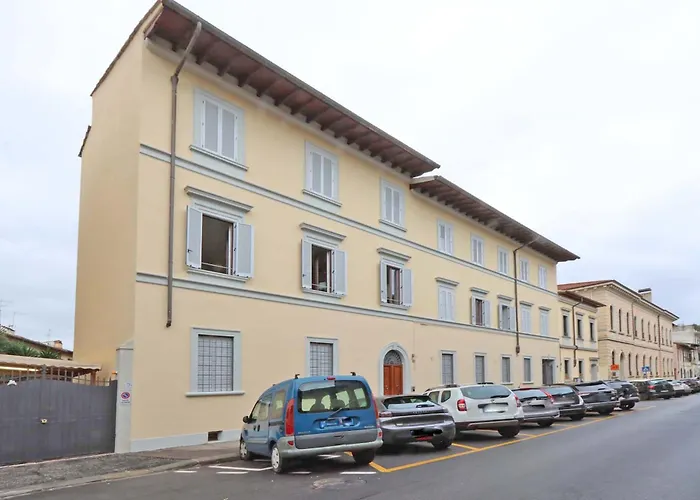 Benedetta In Apartman *