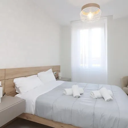 Benedetta In Appartamento Firenze