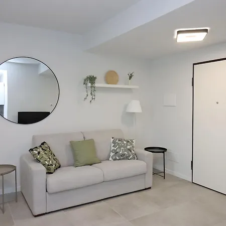 Benedetta In Firenze